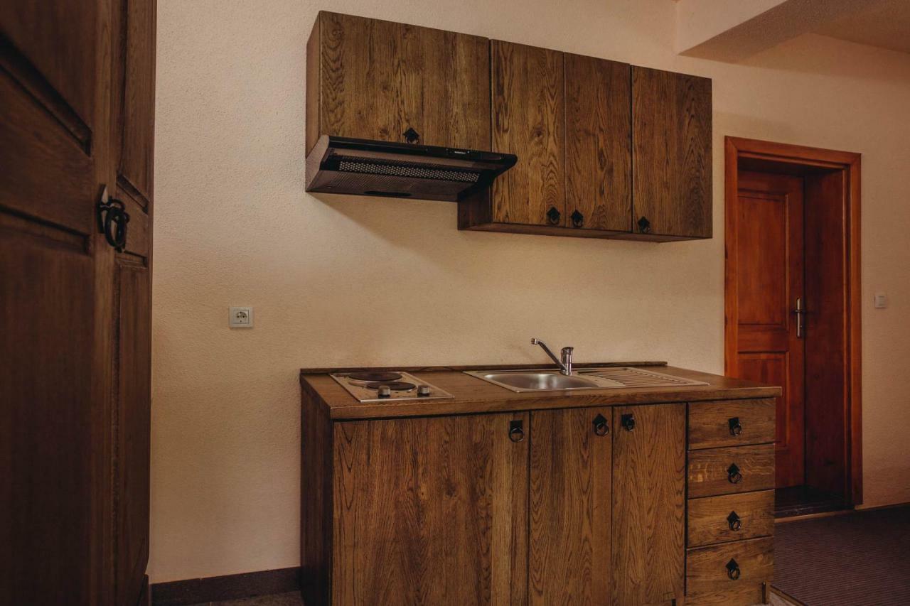 Apartmani I Sobe Dinko Starigrad Paklenica Zewnętrze zdjęcie